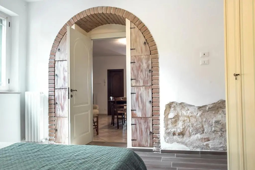 S145 - Sirolo, Nuovissimo Trilocale in Centro Con Giardino