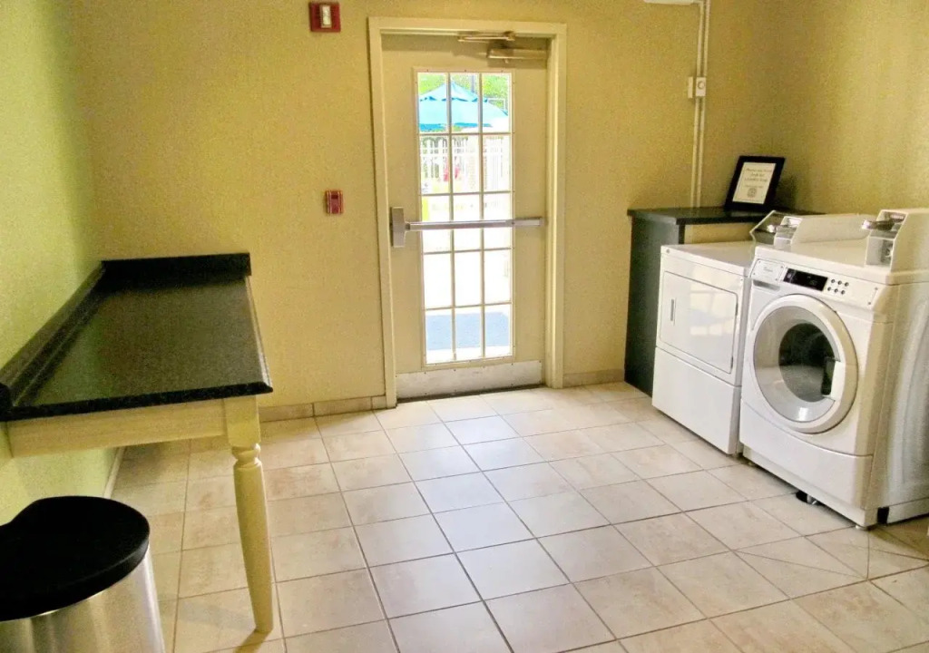 Holiday Inn Express & Suites Jacksonville South - I-295 by IHG
