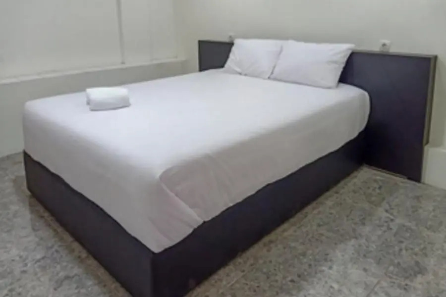 Hotel Trikatu Kendal near Taman Kota Weleri Mitra RedDoorz