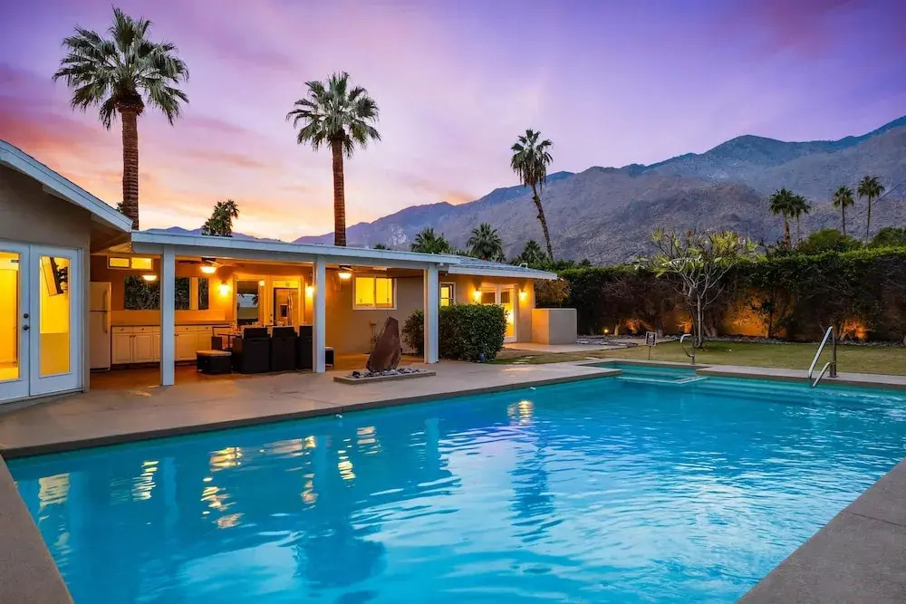 Casa de Mesquite - Large Pool Walled In Yard