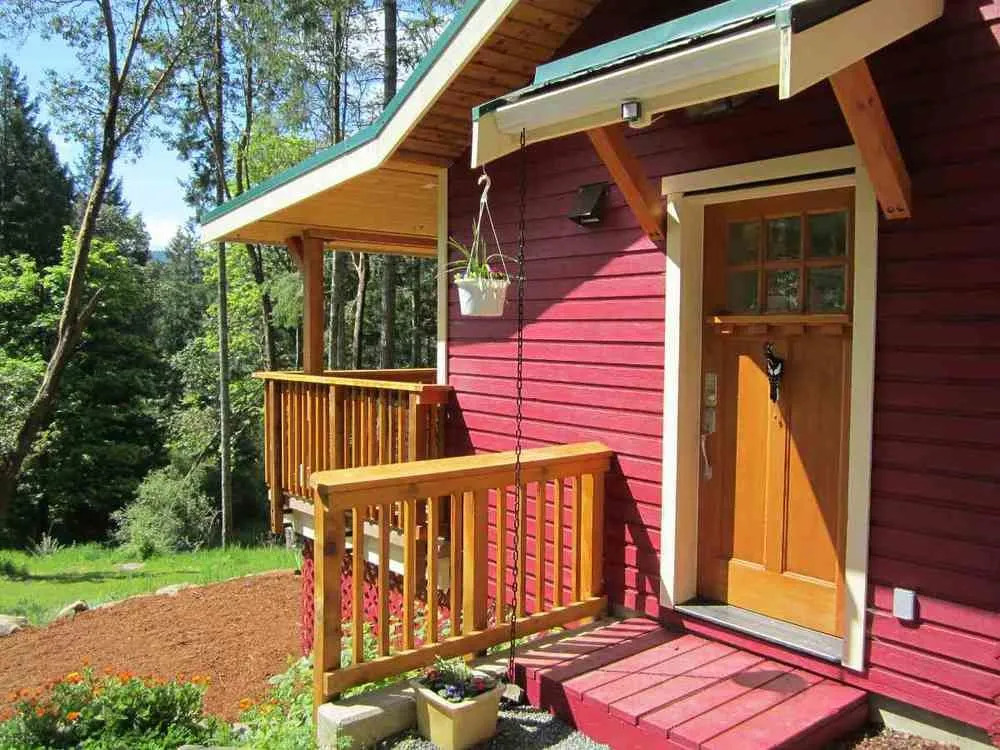 Cosy Woodpecker Cottage