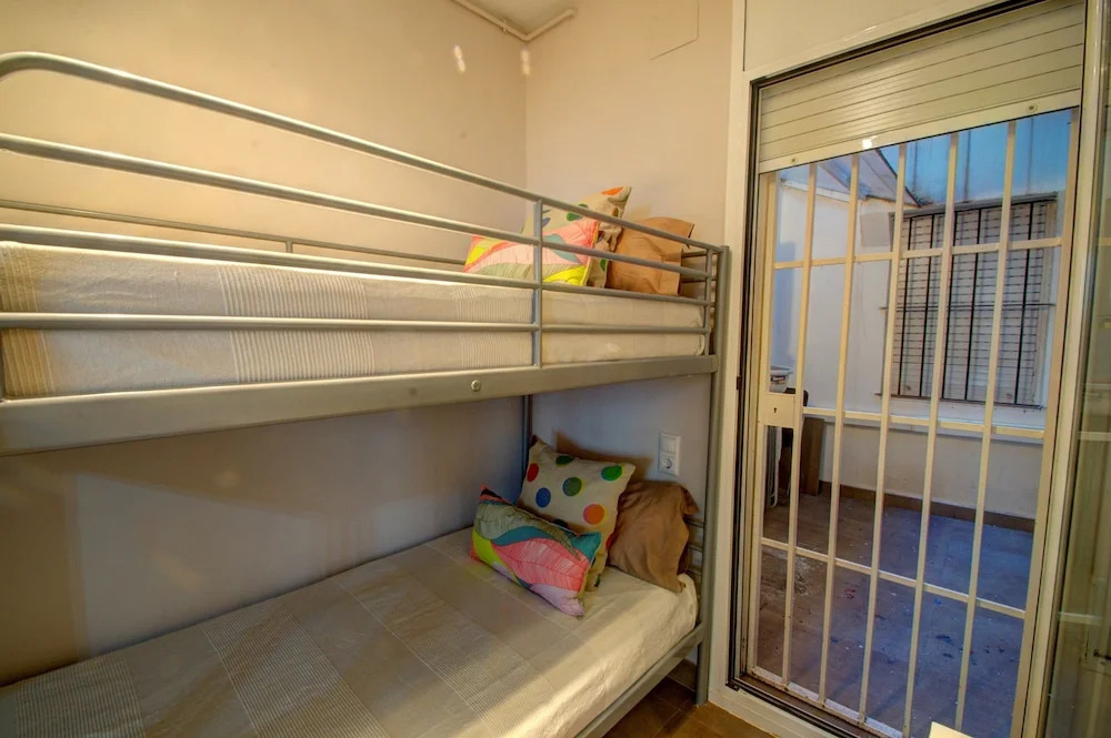 Benet Apartment