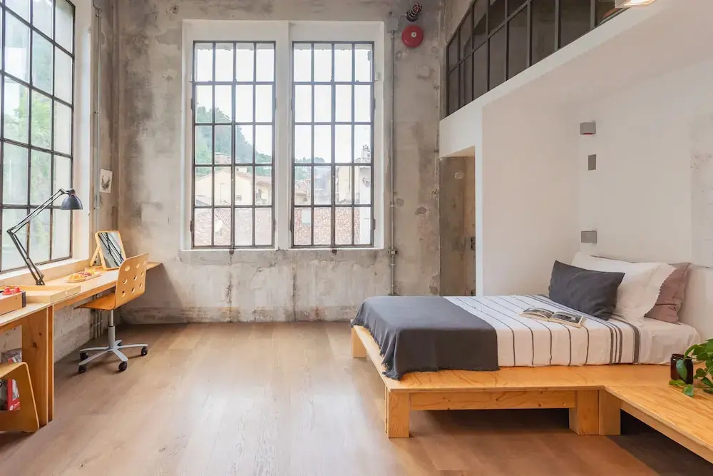 Design Loft With Private Parking by Rent all Como