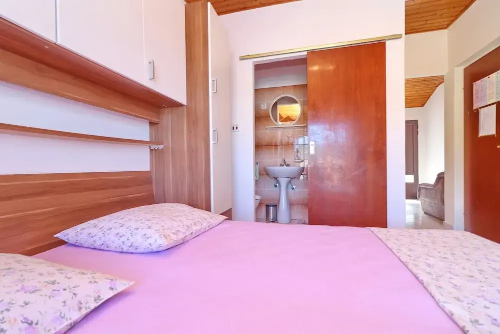 Apartments Peselj