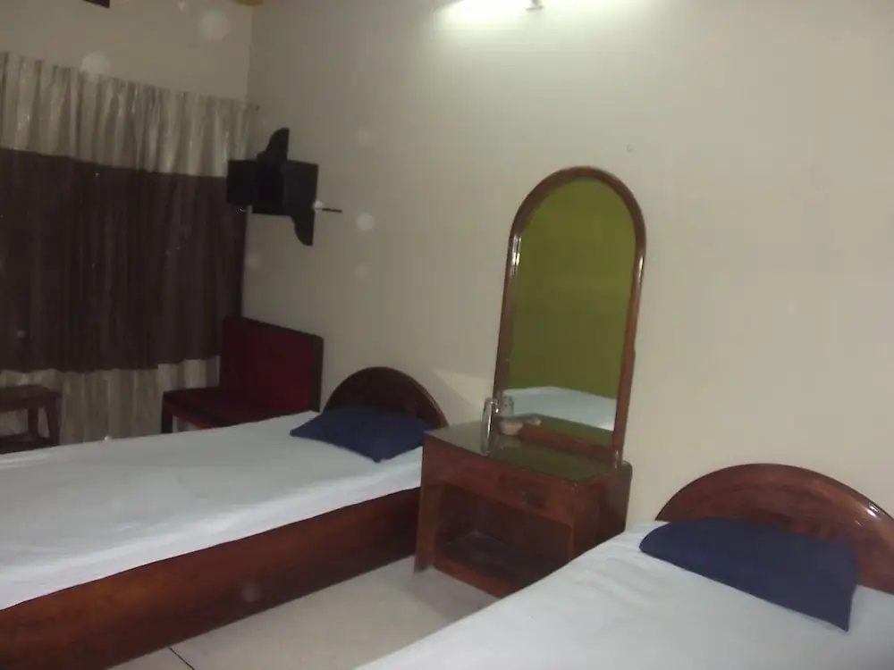 Azmiry Residential Hotel