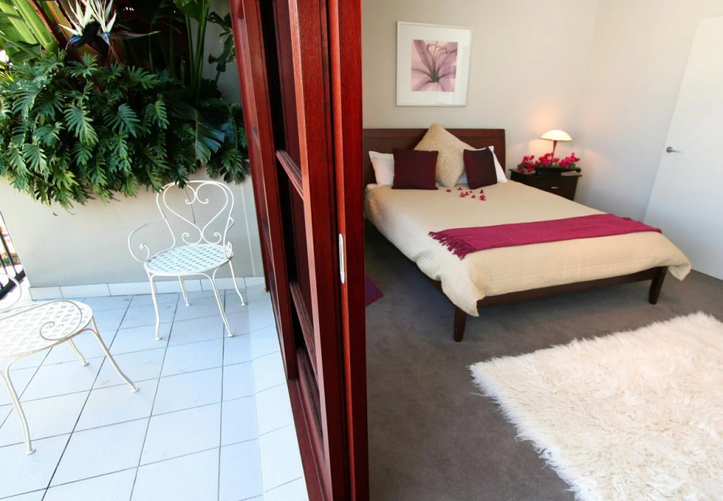 6/21-25 Fletcher Street - A Seventh Heaven