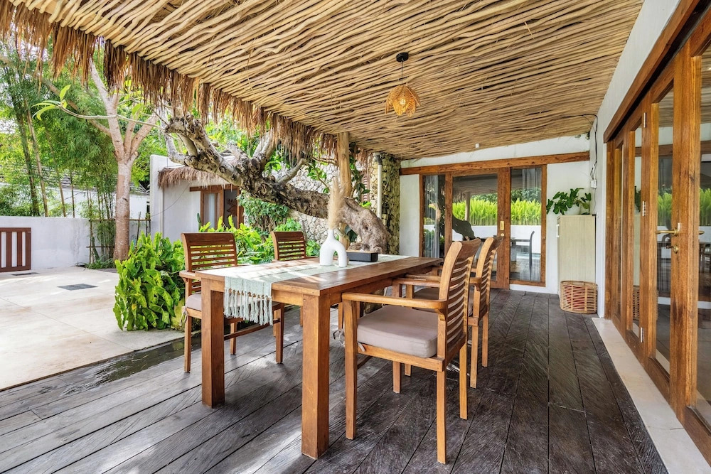 Peaceful Luxe Villa near Beach in Pecatu