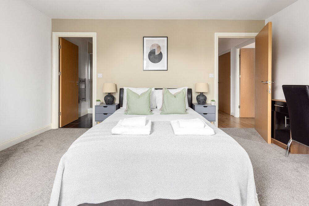 Gorgeous 1 Bed Apartment in Poplar
