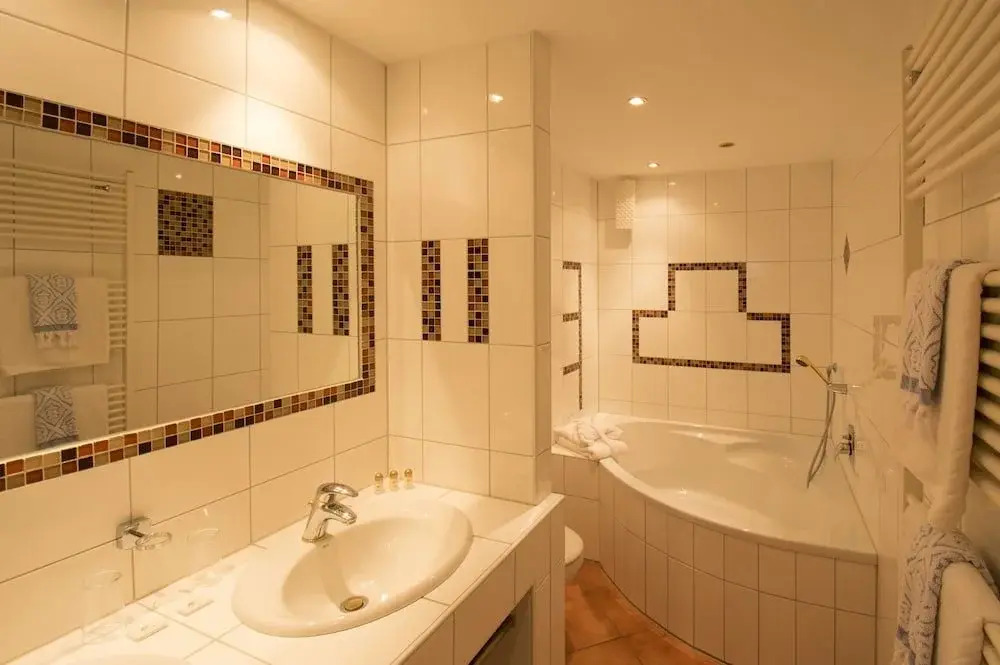 Vintage Hotel Twenty-eight