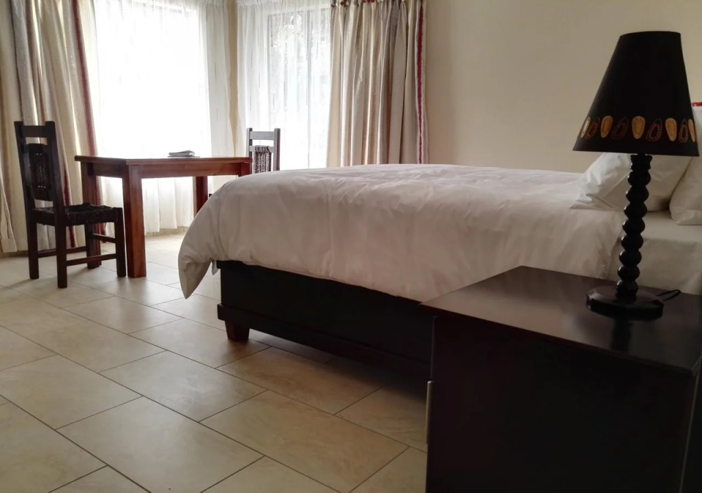 Khamanzi Lodge