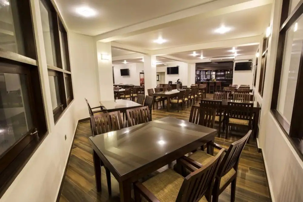 Grand 7 Hotel Kesbewa