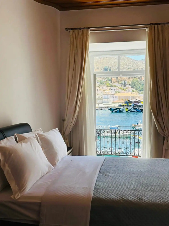 Douskos Exclusive Property
