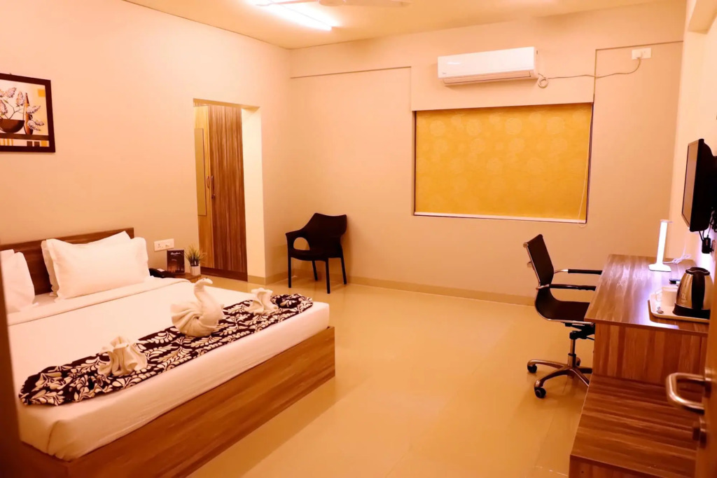 Downtown Business Hotel