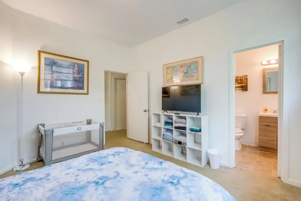 Walk to King Street Eats! Condo in Jacksonville