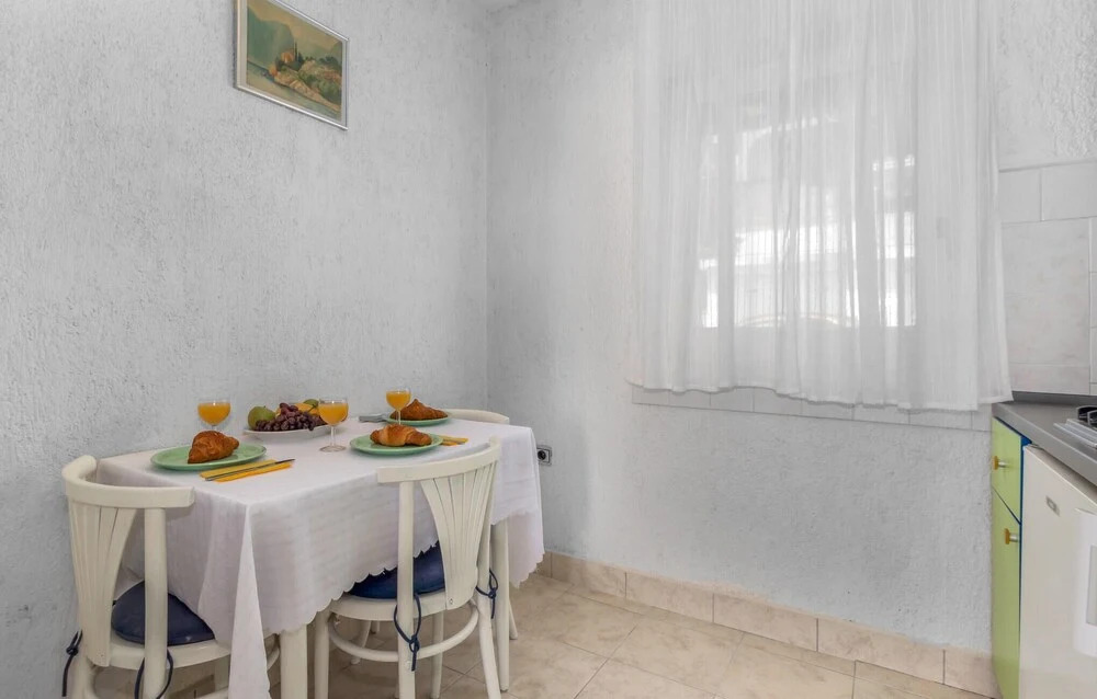 Stunning Home In Novi Vinodolski