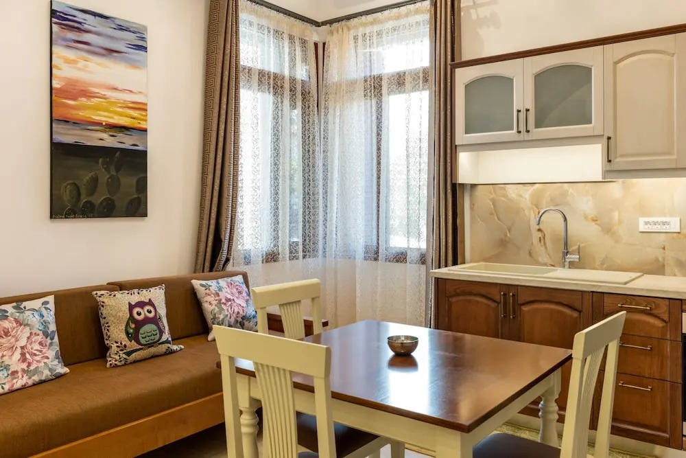 The Owl House near Chania City Centre