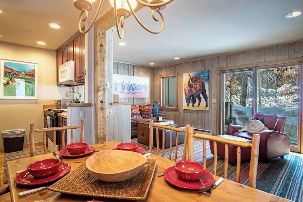 Andora Alpine Retreat - 2BD in Downtown Ketchum