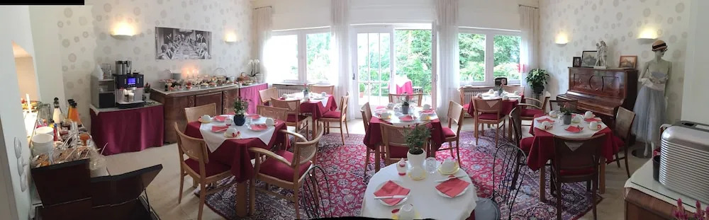 120qm Deluxe Apartment Suites Christina im Stil Design Hotel Vosteen Nähe der Kaiserburg