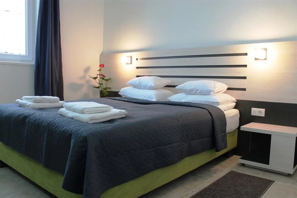 Garni Hotel 11tica DM