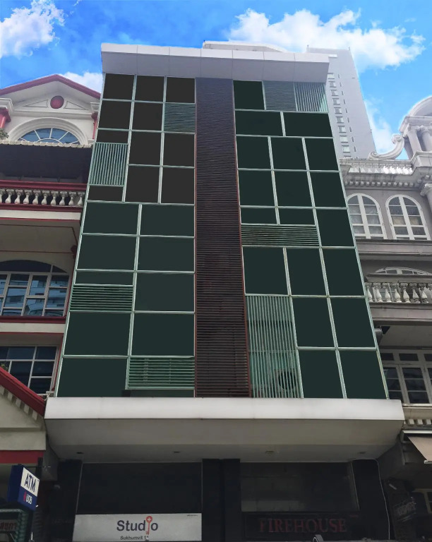 Seasons Boutique Hotel