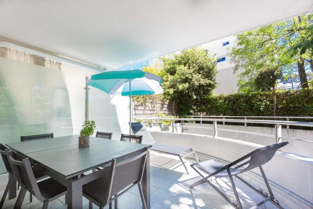BNB RENTING 2 bedrooms near the beach 300 meters