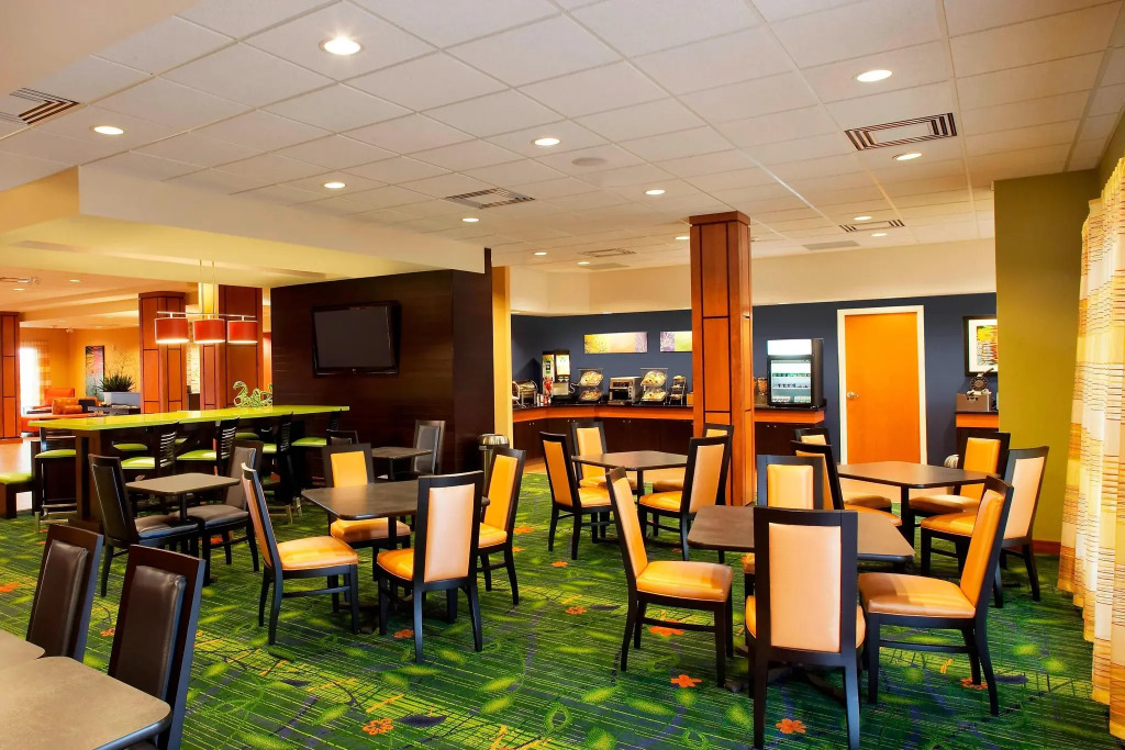 Fairfield Inn & Suites by Marriott Toronto Mississauga