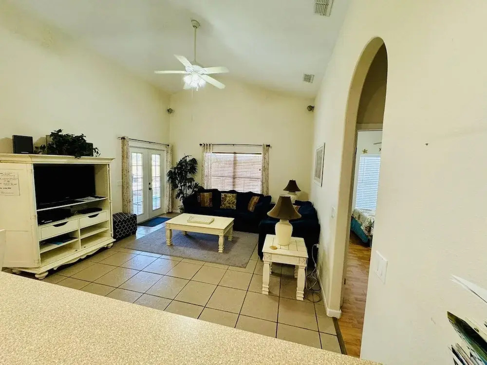 4/3 Vacation Home With Private Pool Located at Formosa Gardens!!