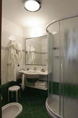 Hotel Roy