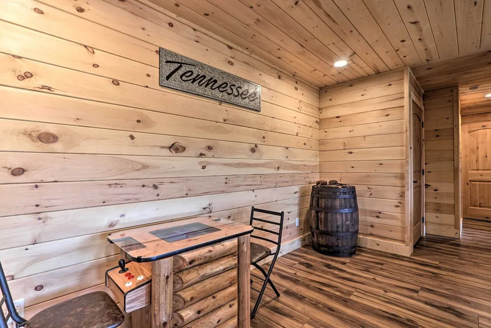 Spacious Mountain Retreat w/ Hot Tub + Views!