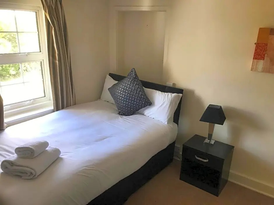Zaheers Hotel
