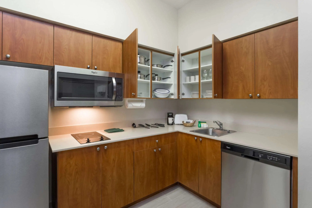 Hawthorn Extended Stay by Wyndham Naples