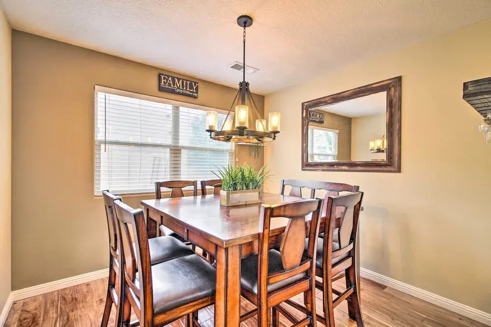 Albuquerque Vacation Home Rental with Hot Tub
