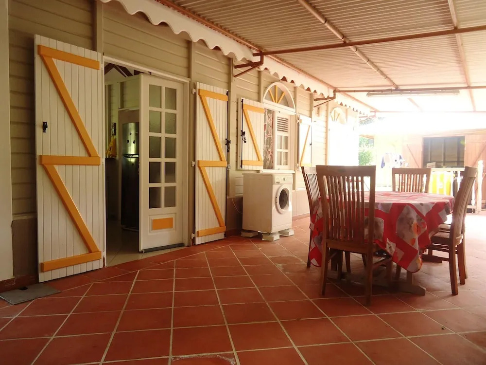 House with 2 Bedrooms in Le François, with Enclosed Garden And Wifi - 20 Km From the Beach