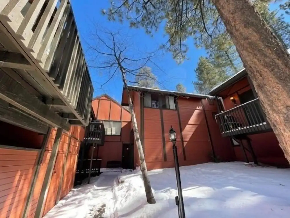 Ski-In Ski-Out Summit Townhouse
