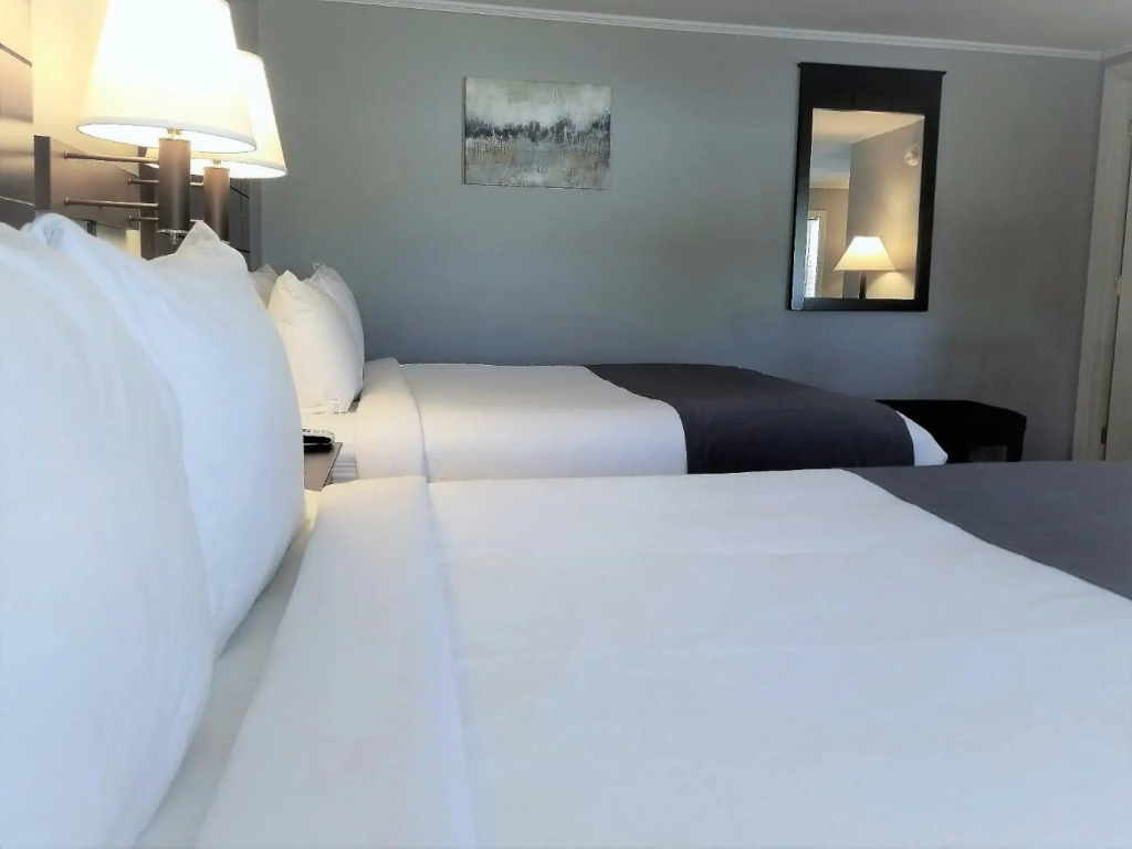 Mt. Madison Inn & Suites