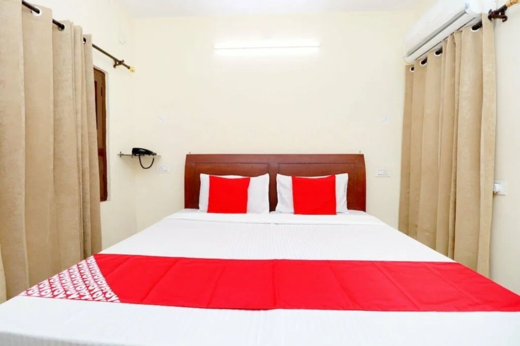 Chinar by OYO Rooms