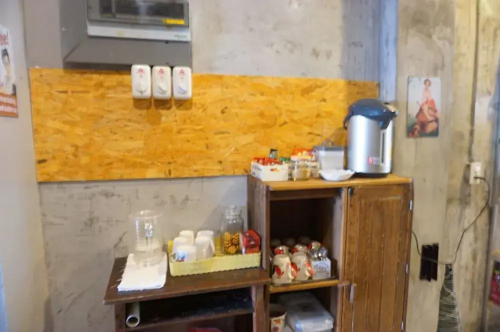 OK CHIC PHUKET HOSTEL
