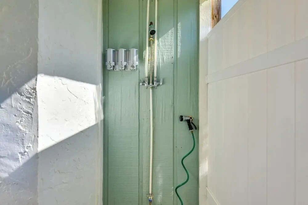 Steps to Sea! Okaloosa Island Gem w/ Outdoor Oasis