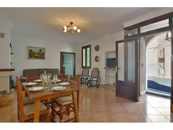Mallorca town house with terrace 6pax
