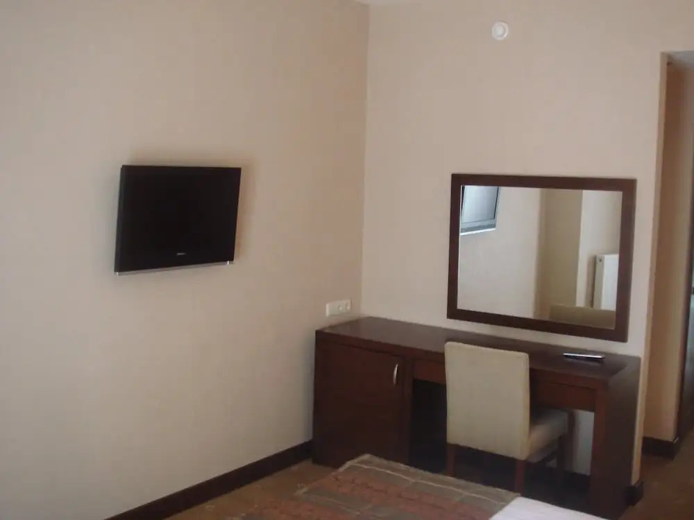 Cetin Hotel