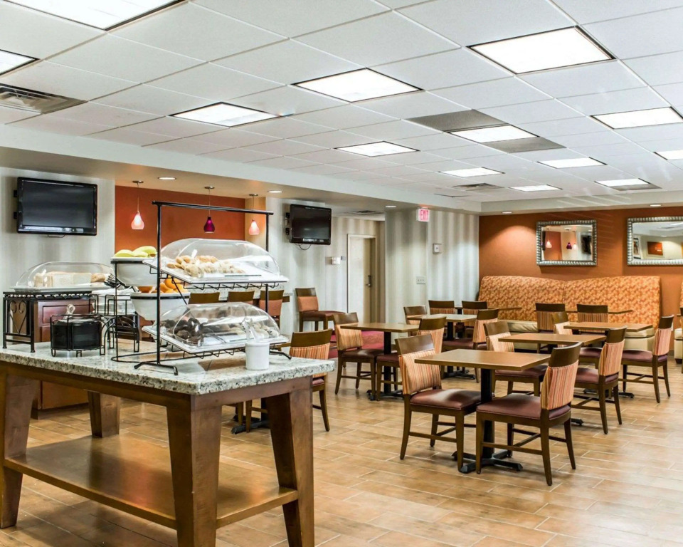 Comfort Inn Fayetteville near Fort Bragg
