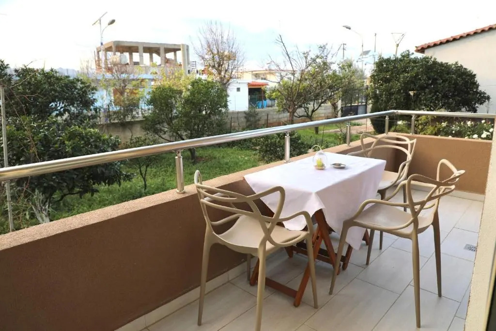 "Vision 4 Ksamil" Villa - Apartments and Rooms