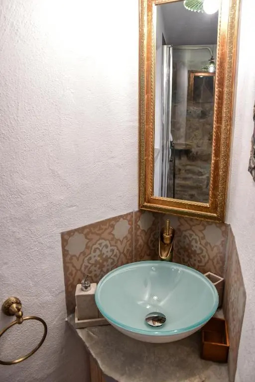 CASA LUCERTOLA