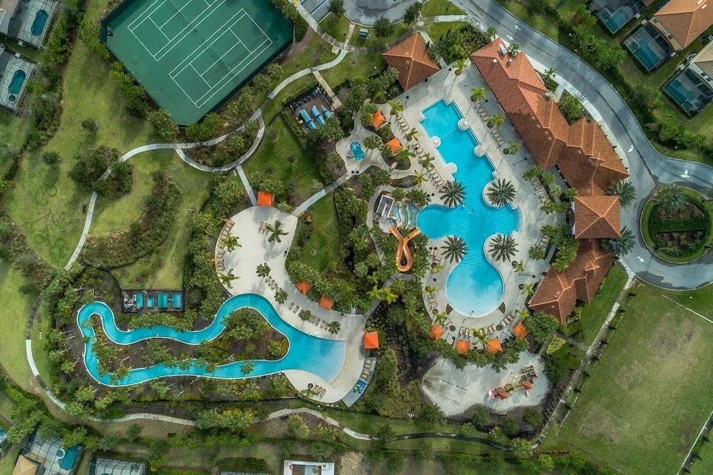 Sun Traveler @ Solterra By Shine Villas #113 5 Bedroom Townhouse
