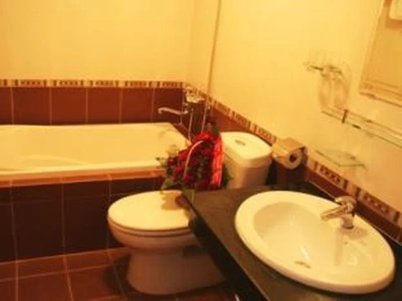 Tan Ha Nam Hotel