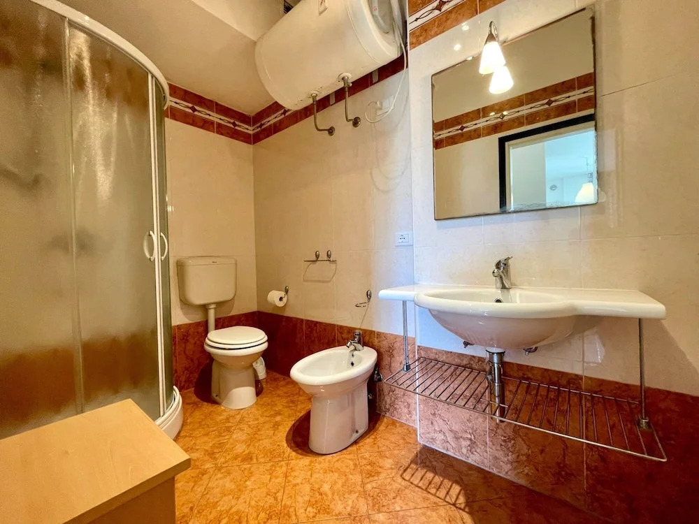 Homely Apartment With Shared Pool