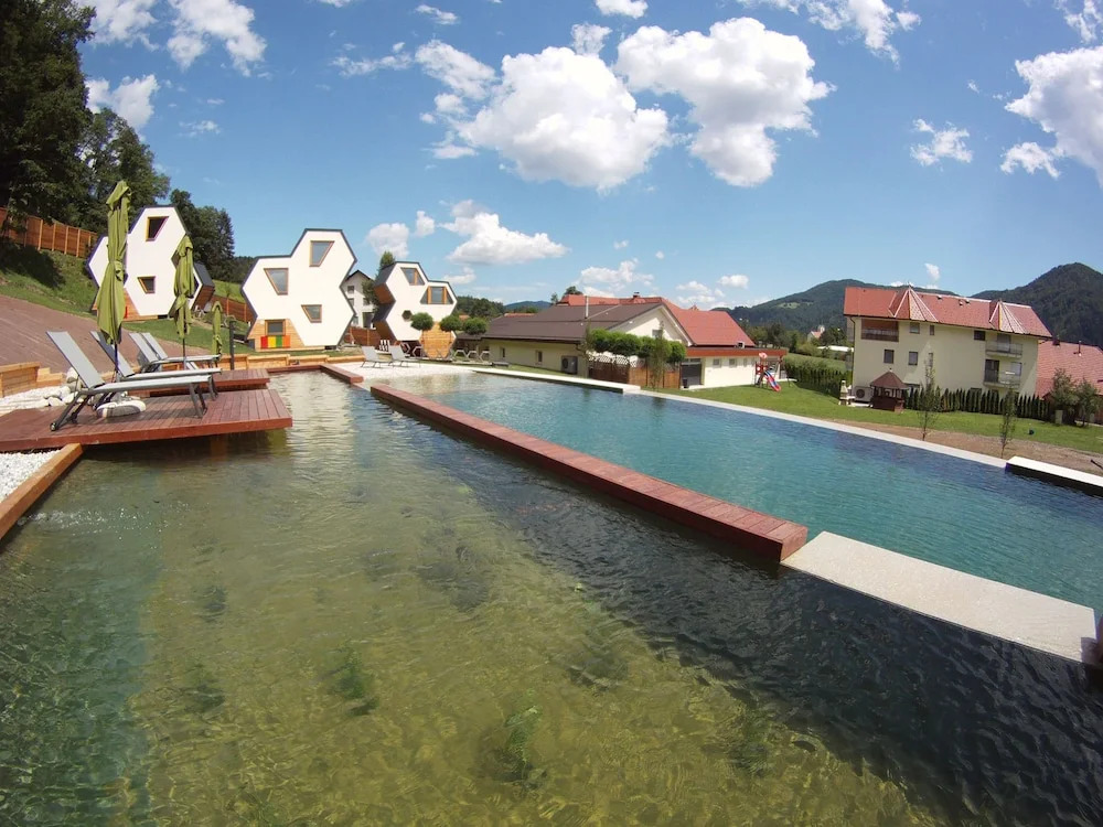Apartments Beeland Skok