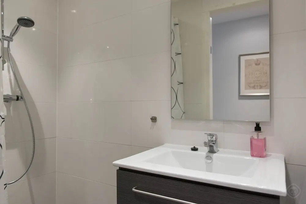 Plaza Centre Apartment