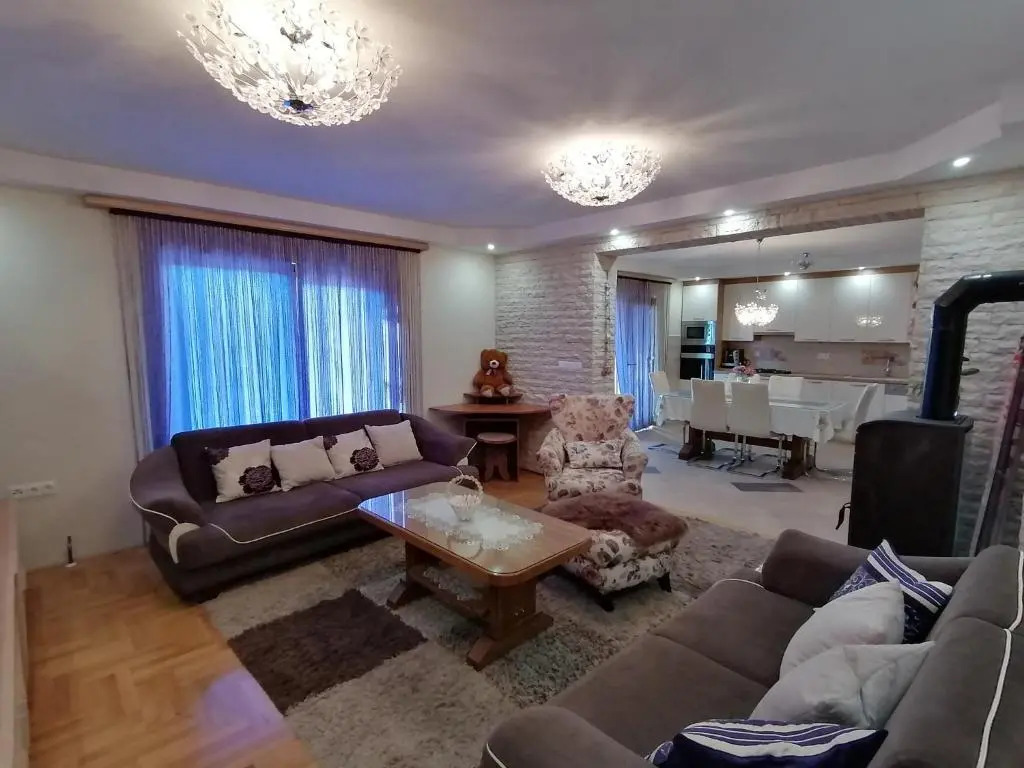 Holiday house Rončević 50m from sea A1