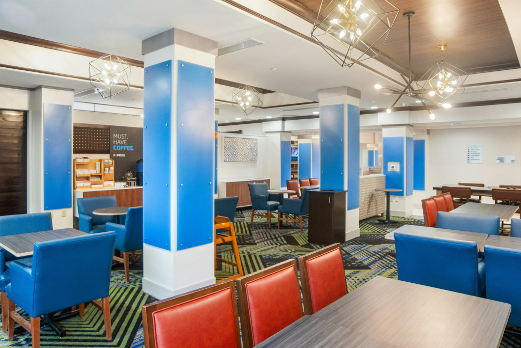Holiday Inn Express and Suites Stroudsburg-Poconos by IHG